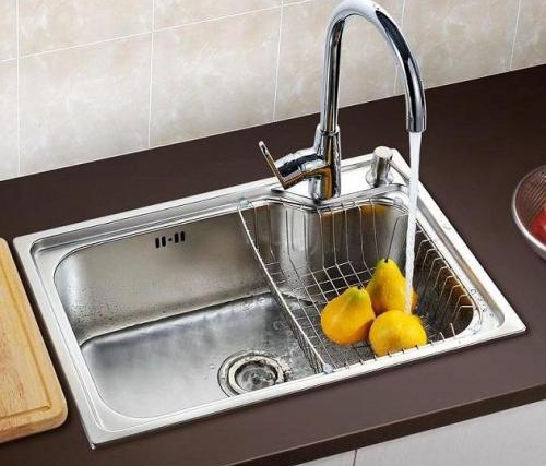 江门厨房水槽装修设计，单槽还是双槽更方便？