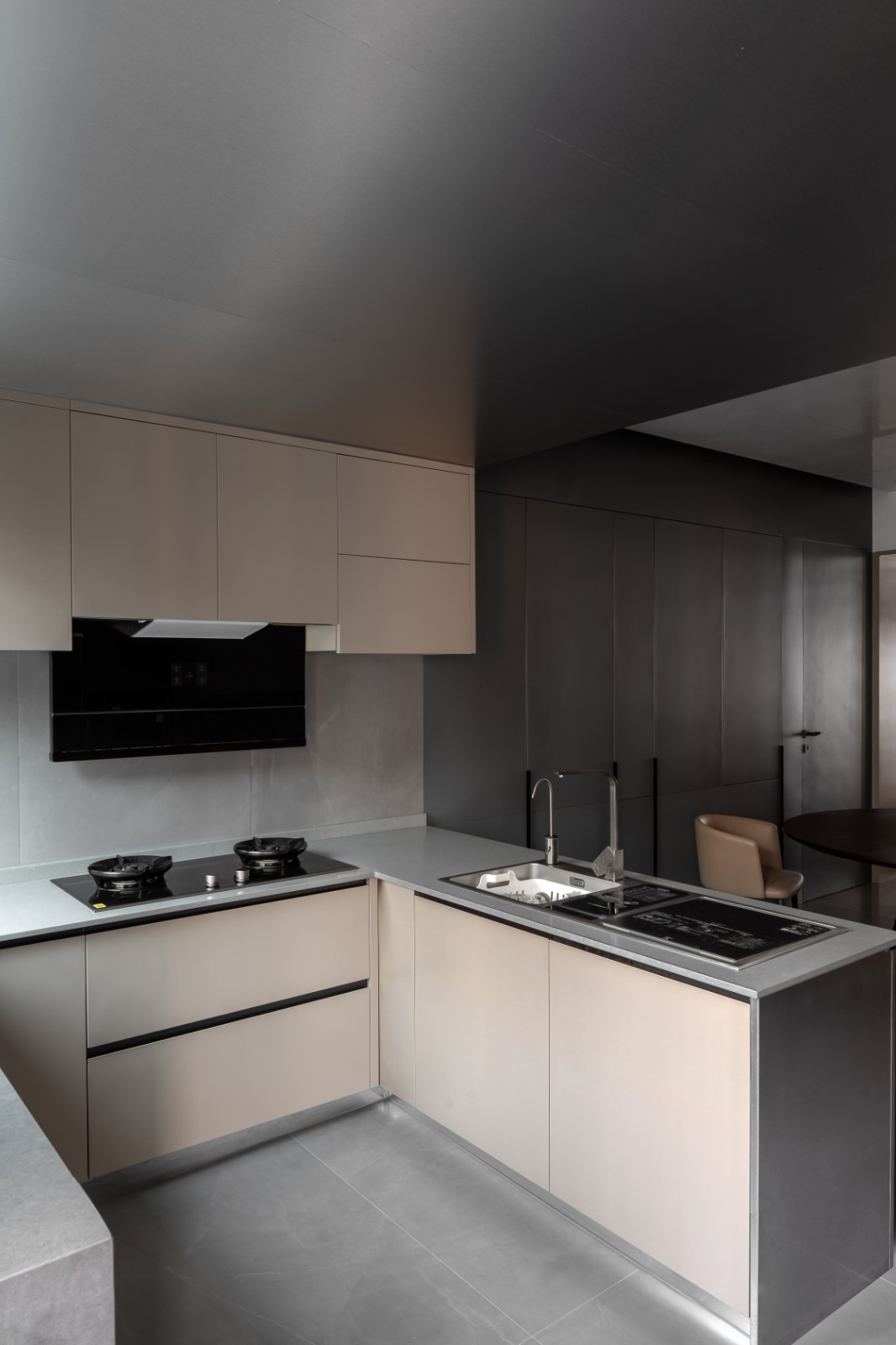 现代极简风格家装设计室内装修效果图-厨房